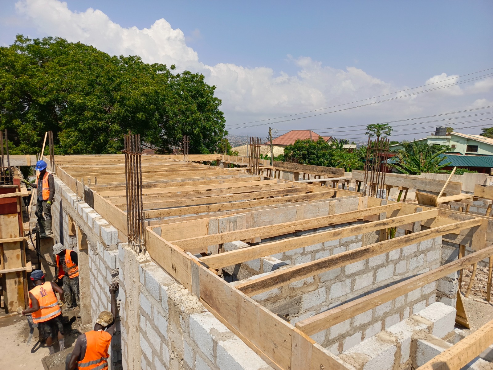 Site supervision during structural works